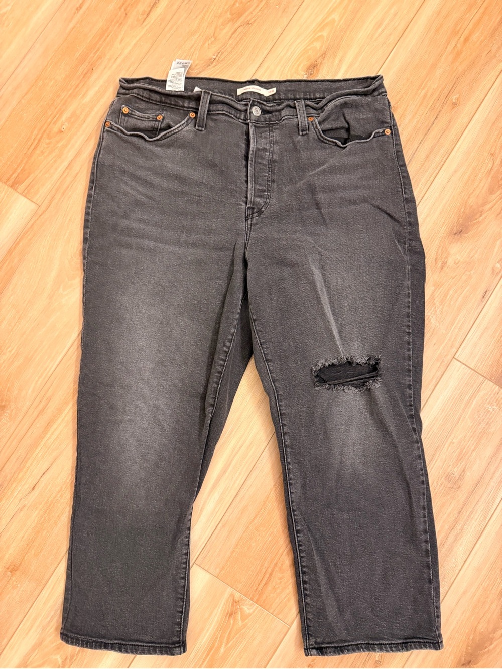 Levi’s Wedgie Straight